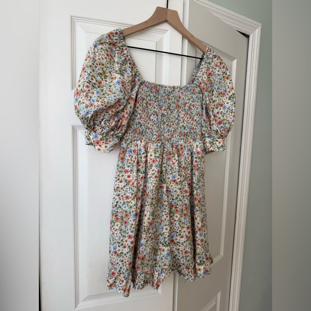 Kourt Portia Blue Floral Square Neck Smocked Dress Small - Picture 3 of 6